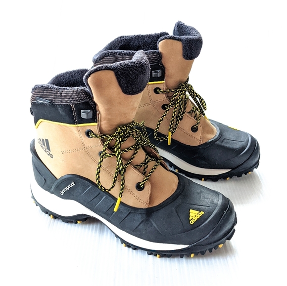 adidas Other - ADIDAS Climaheat Traxion winter insulated hiking boots